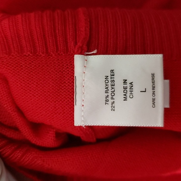 NWT New York & Company V-Neck Bell Sleeve Sweater in Color Pouring Red.Large. - Picture 7 of 7
